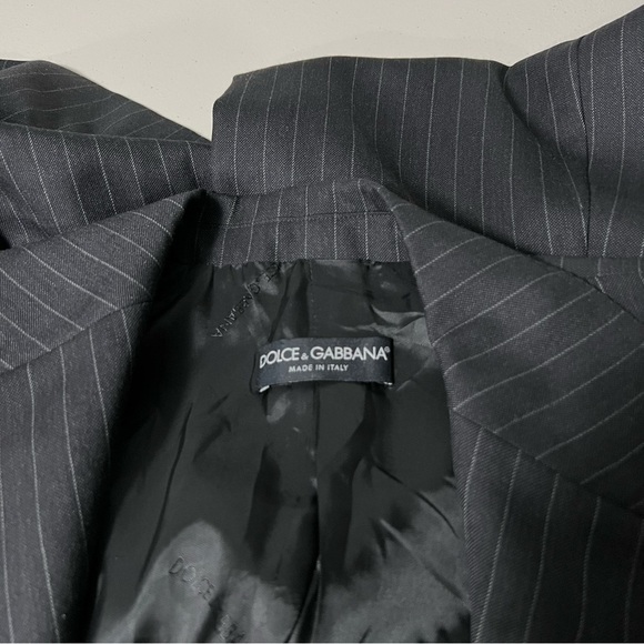 dolce & Gabbana Women pinstripe slim-cut buttoned blazer - Picture 11 of 14